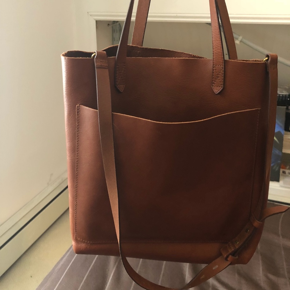 Madewell Medium Transport Tote in English Sandle